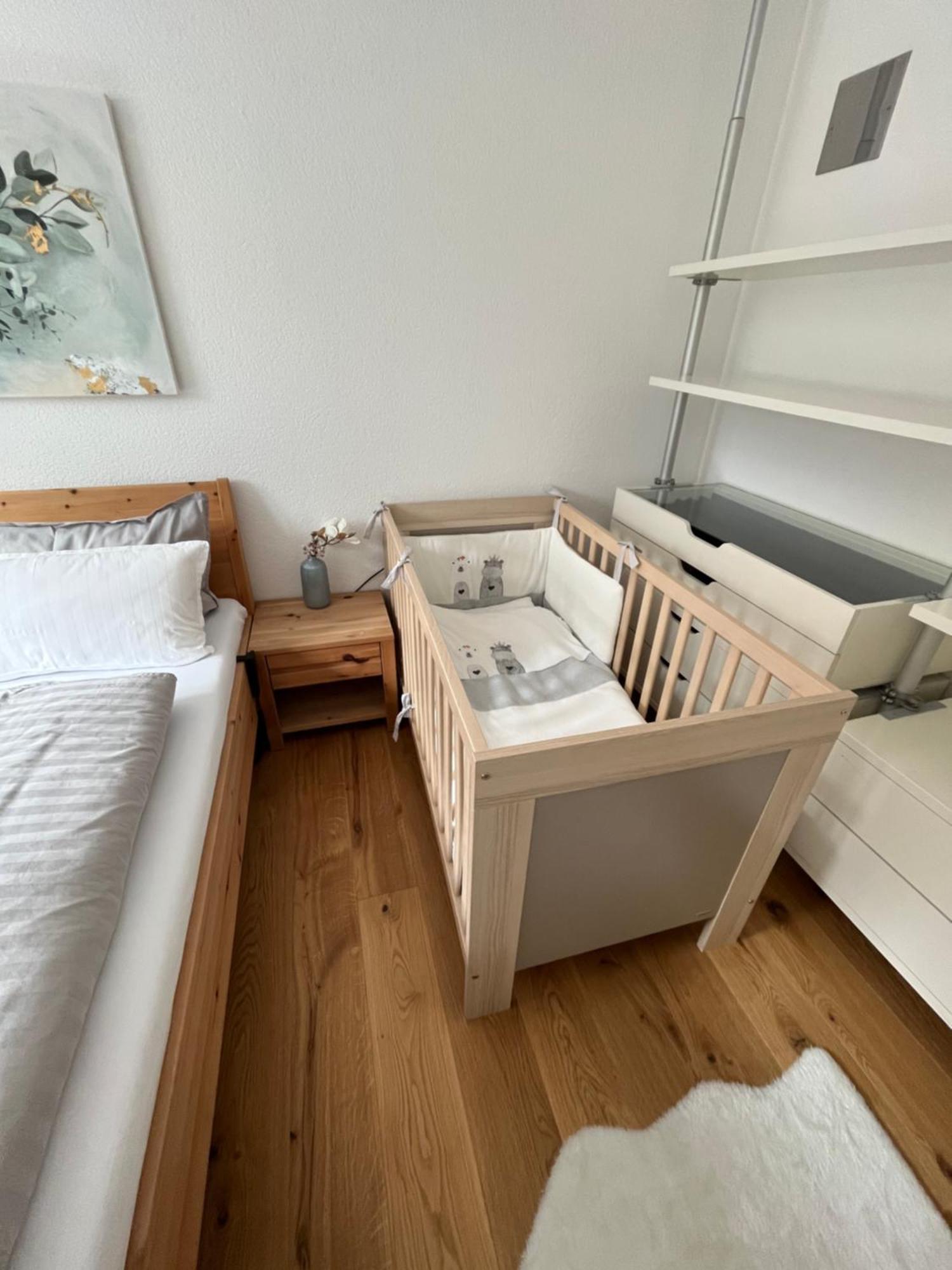 Enarina In Appartement